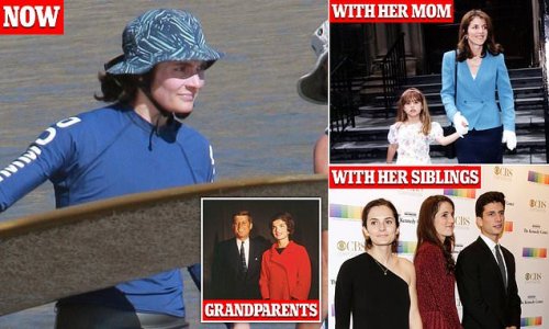 The Quiet Kennedy Inside The VERY Private Life Of Jackie O S Lookalike