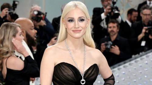 Met Gala See Jessica Chastain S Platinum Blonde Hair Flipboard