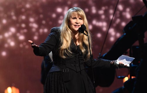 Stevie Nicks Announces Return With New Single For What It S Worth Flipboard