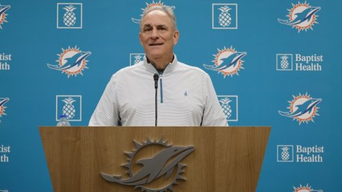 Chris Perkins Im Ok With Vic Fangios Remarks About The Dolphins