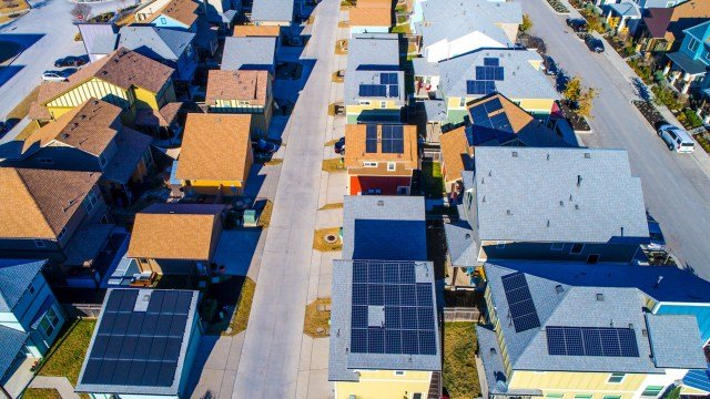 Survey Makes Incredible Discovery About Homes With Solar Panels Here