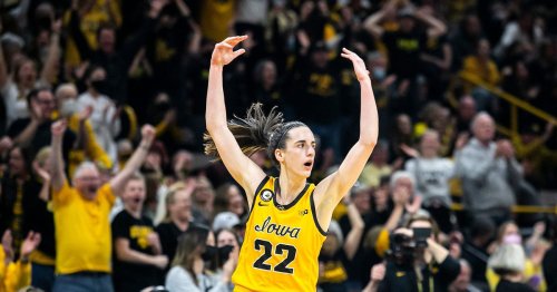 Visiting Locker Room Previewing Iowa Hawkeyes Womens Basketball With