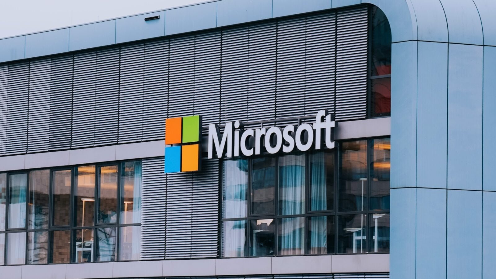 Microsoft Deprecates SMS Authentication to Halt the $18 Billion Cost of SIM Swapping