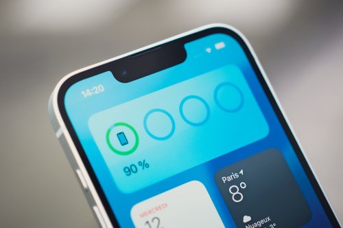 iPhone 16e : la puce C1 d'Apple se débrouille bien face à Qualcomm