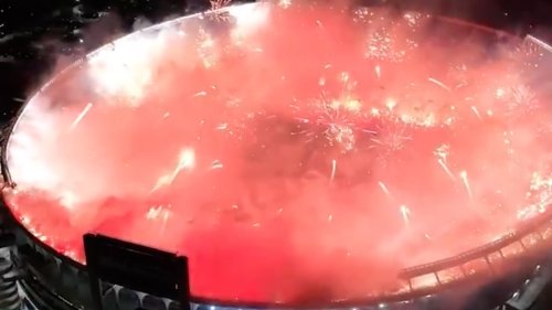 Unglaubliches Feuerwerk bei River vs. Boca: Monumental!