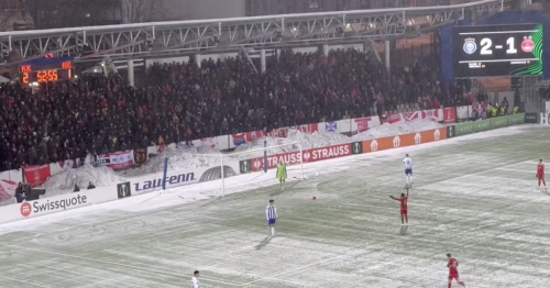Aberdeen-Fans werfen Schnebälle auf Helsinki-Torwart
