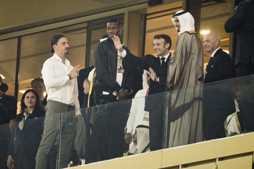 Zlatan gibt Katar eine 10,0