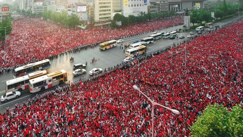 (CLUB) WM 2002 in Japan und Südkorea: Big in Korea