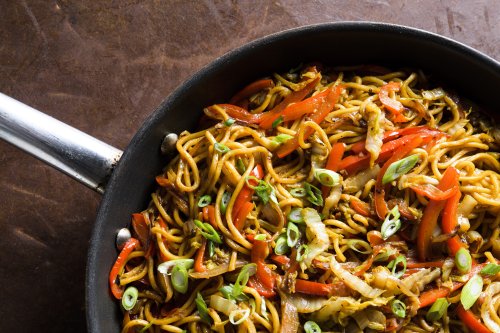 Indonesian-Style Fried Noodles