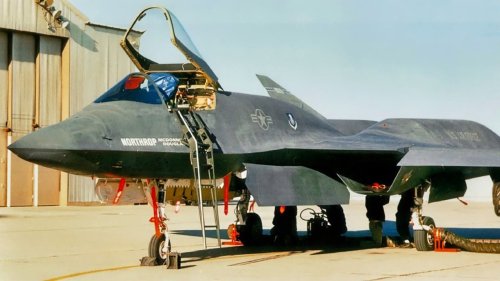 YF-23 Black Widow II Stealth Fighter Has a Clear Message for the Air Force