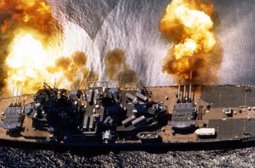 The Guns of the Navy’s Iowa-Class Battleships Could Kill Anything