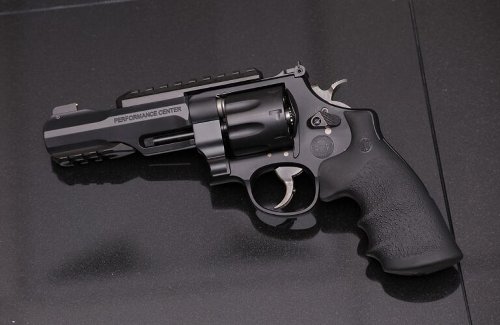 Smith & Wesson’s M&p R8 Is Not Your Average Revolver - Flipboard