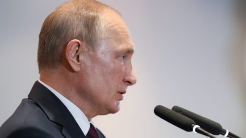 Putin Has a Problem: Are Russia’s Oligarchs Starting to Turn on Him?