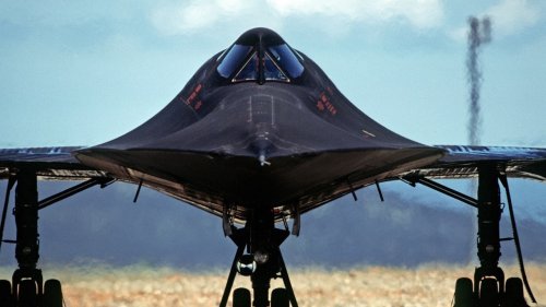 4,000 Missiles Fired: The Mach 3 SR-71 Outran Them All