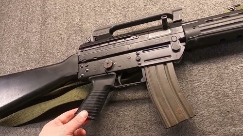 Meet the Beretta AR 70/90: A Dangerous Military Assault Rifle Like No Other?
