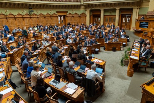Bezahlte Freitage nach Fehlgeburt: Vorstösse sorgen für Streit