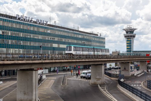 Ausfall der Flugsicherung: Flugausfälle am Flughafen Paris-Orly