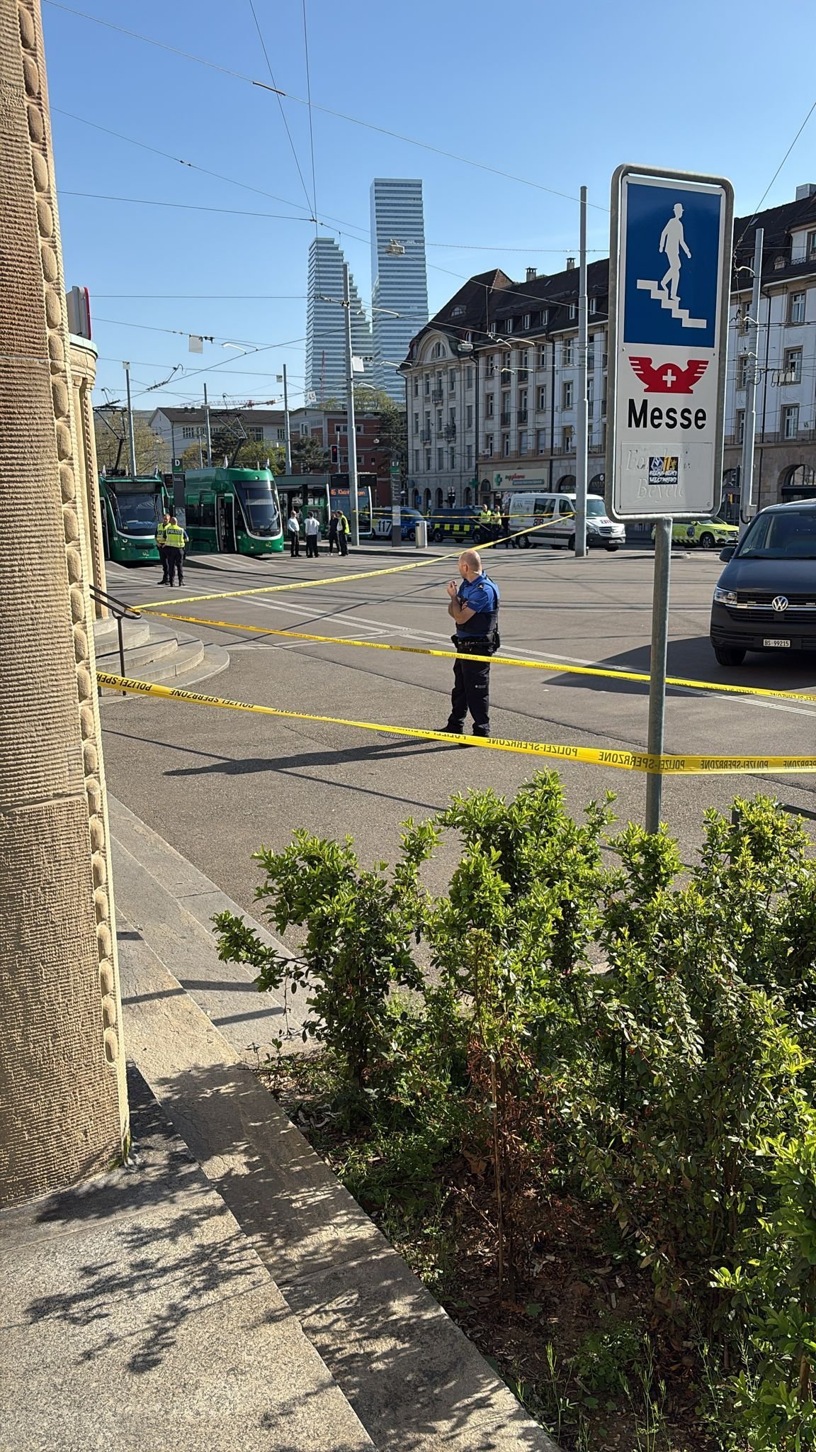 «Ganzer Bahnhof abgesperrt» - grosser Polizeieinsatz läuft