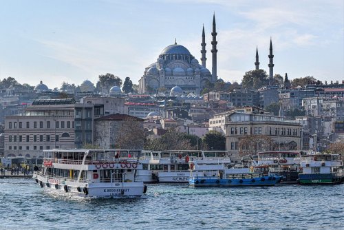 Puissant séisme de magnitude 6,2 au large d’Istanbul