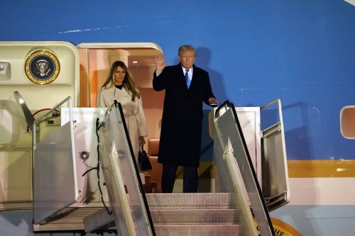 Trump ist für Papst-Bestattung in Rom gelandet