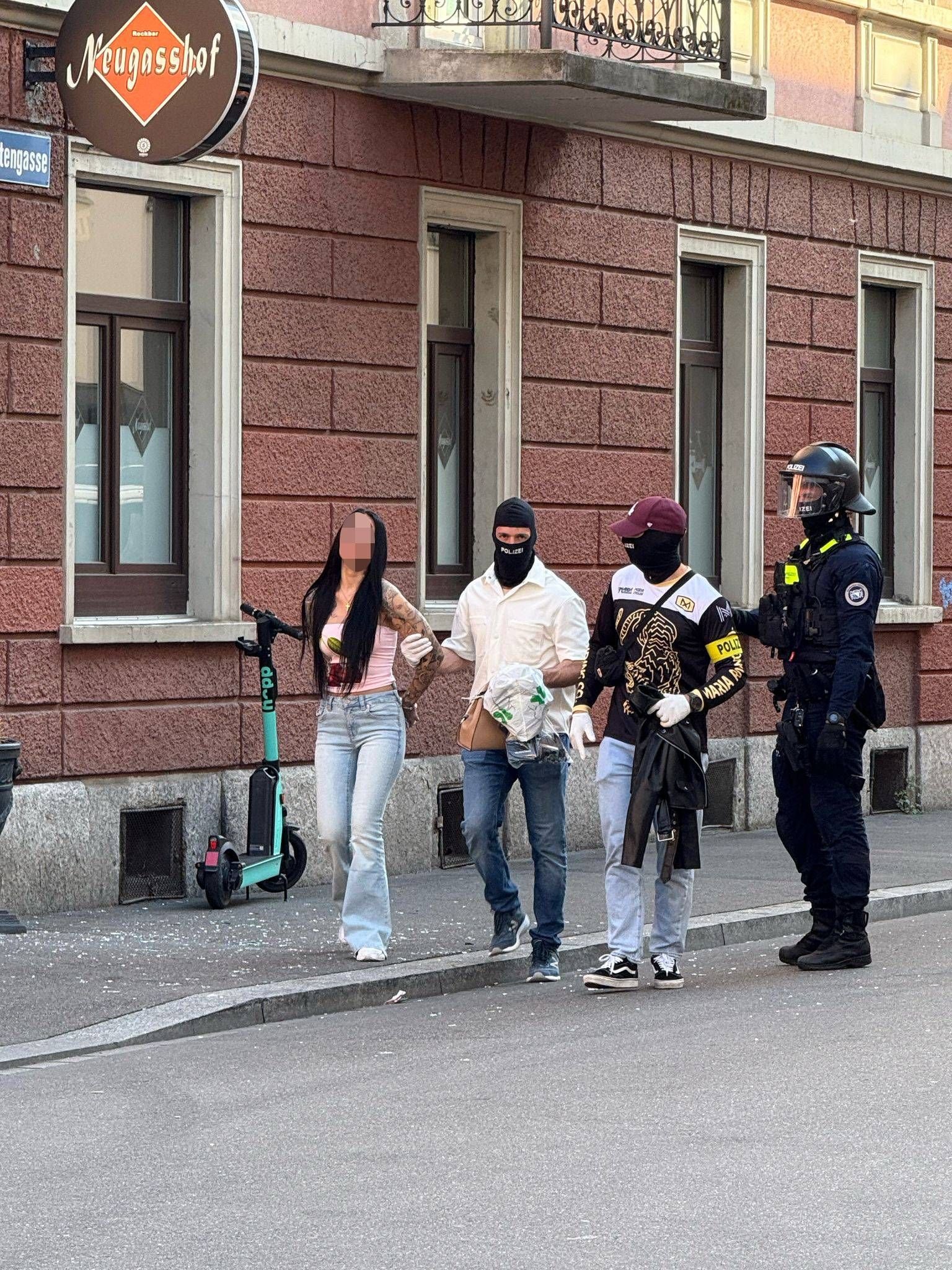 Polizei-Razzia in Rocker-Bar: «Es war ein Überfallkommando»