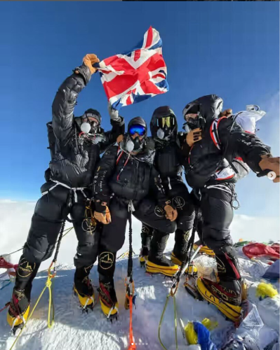 Im Eiltempo auf den Everest – Kritik an Xenon-Gipfeltour