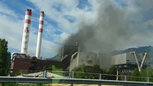 La Satom de Monthey est en proie aux flammes