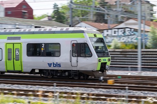 Velofahrer schwer verletzt – Bahnübergang bleibt wie bisher