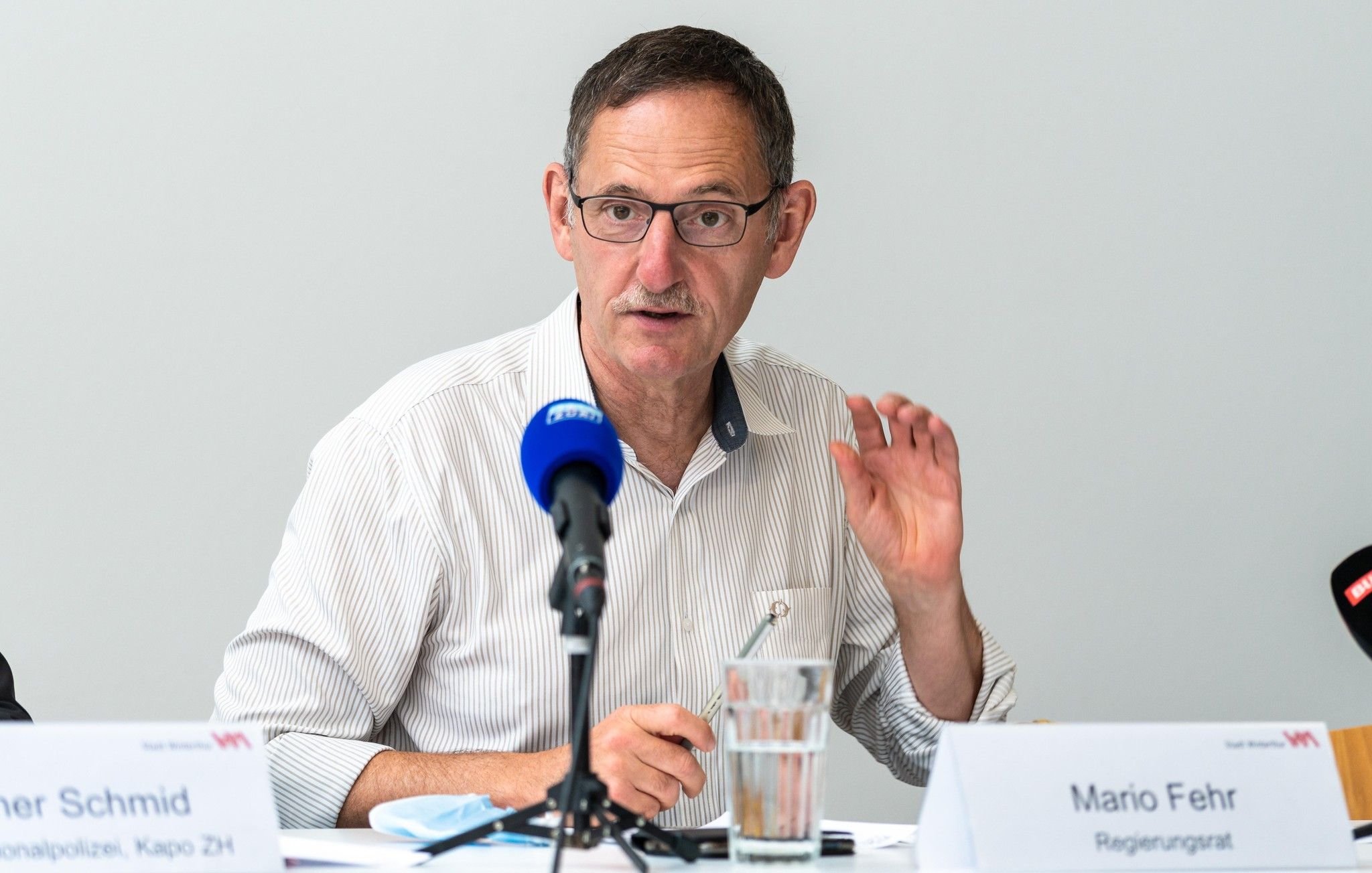 Jetzt informiert Mario Fehr zur Kriminalität im Kanton Zürich