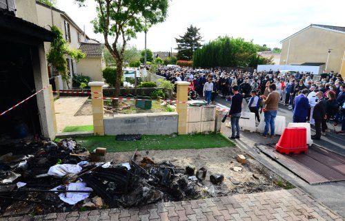 La mort d'une femme brûlée par son mari devant la justice