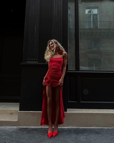 In diesem It-Sommerkleid wirst du zur antiken Göttin