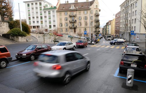 Les employés qui vont bosser en voiture n'ont qu'à bien se tenir