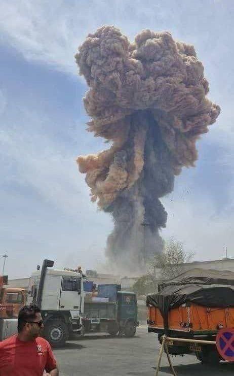 Schwere Explosion erschüttert iranische Hafenstadt