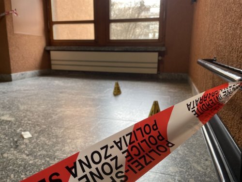 Böllerwerfer erhält Schulverweis – Stadt will Schadenersatz