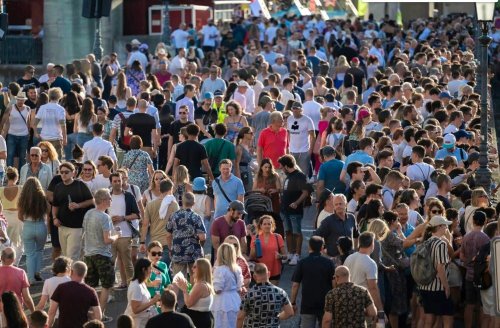 Il veut faire payer une taxe aux étrangers s'installant en Suisse