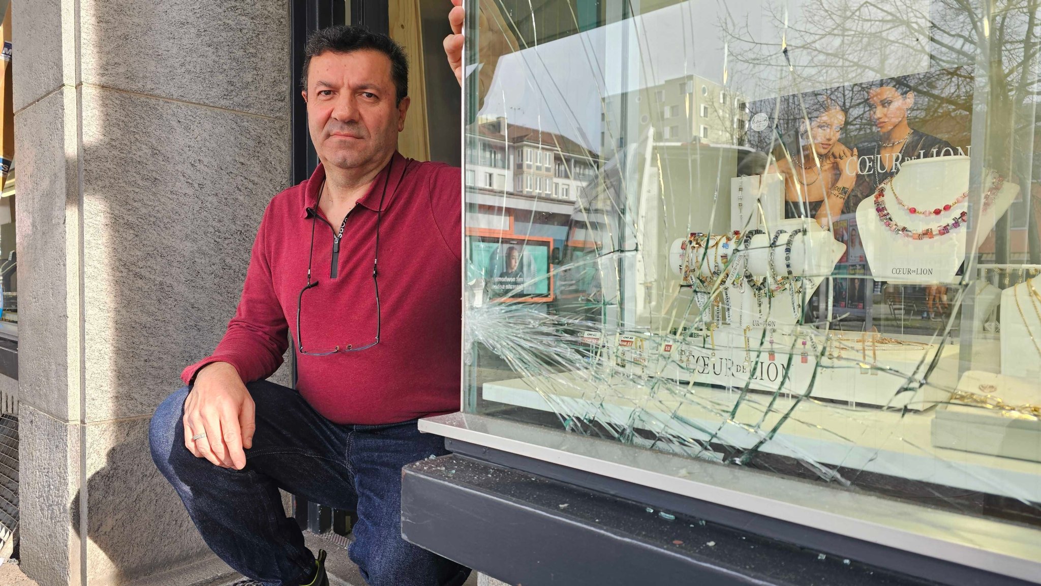 «Die Täter brauchten drei Versuche, bis das Glas brach»