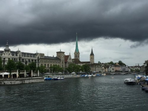 Schauer und Gewitter kommen aus dem Westen