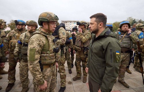 Guerre en Ukraine EN DIRECT : Zelensky appelle les Ukrainiens en territoire occupé à « saboter toute activité de l’ennemi »…