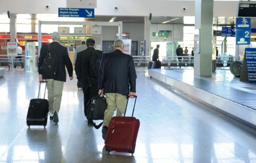 Paris : Trois amies inventent un service de bagagerie pour ne plus attendre avec ses valises