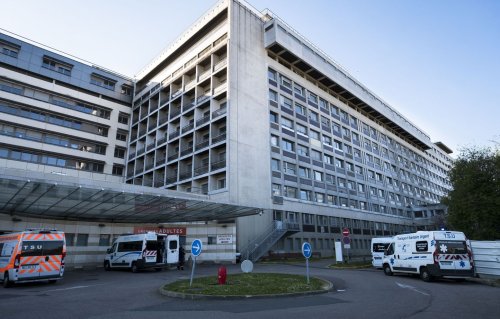 Vaccination : Le CHU de Rouen évoque le magnétisme d’une patiente ? Prudence !
