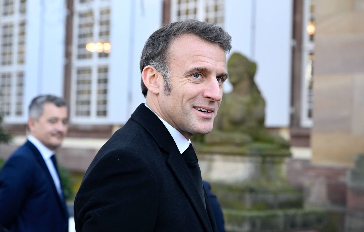 Non, Emmanuel Macron n’a été hué ni à Strasbourg ni dans le Lot-et-Garonne cette semaine