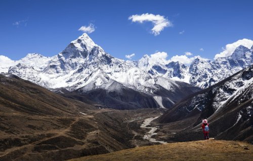 « Mon client n’était pas d’accord… » Un guide népalais sauve un alpiniste dans « la zone de mort » de l’Everest