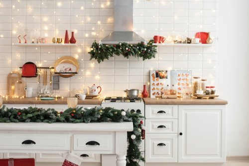 These DIY Christmas garland crafts are bound to become tradition in your home