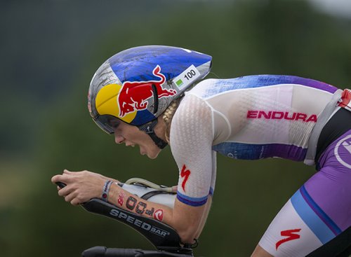 Lucy Charles-Barclay lands Ironman Lanzarote crown | 220 Triathlon
