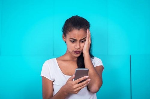 Feeling anxious without your mobile phone? You could be suffering from nomophobia | Life