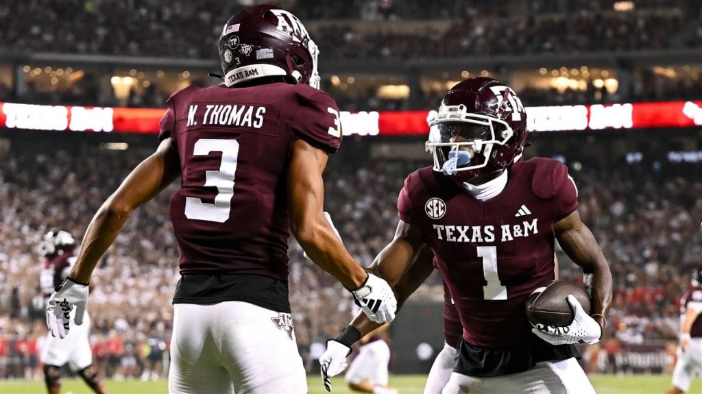 RECRUITING: Nation's top WR Evan Stewart commits to Texas A&M Aggies - Good  Bull Hunting