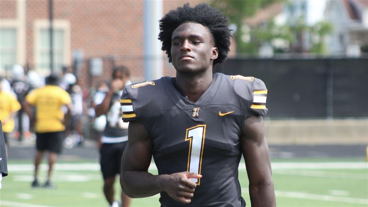 WATCH: Cleveland Heights (Ohio) 2025 Top247 running back Marquise Davis  highlights against Paramus Catholic