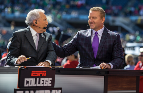 Predicting college football's ESPN College GameDay destinations for the 2023 season
