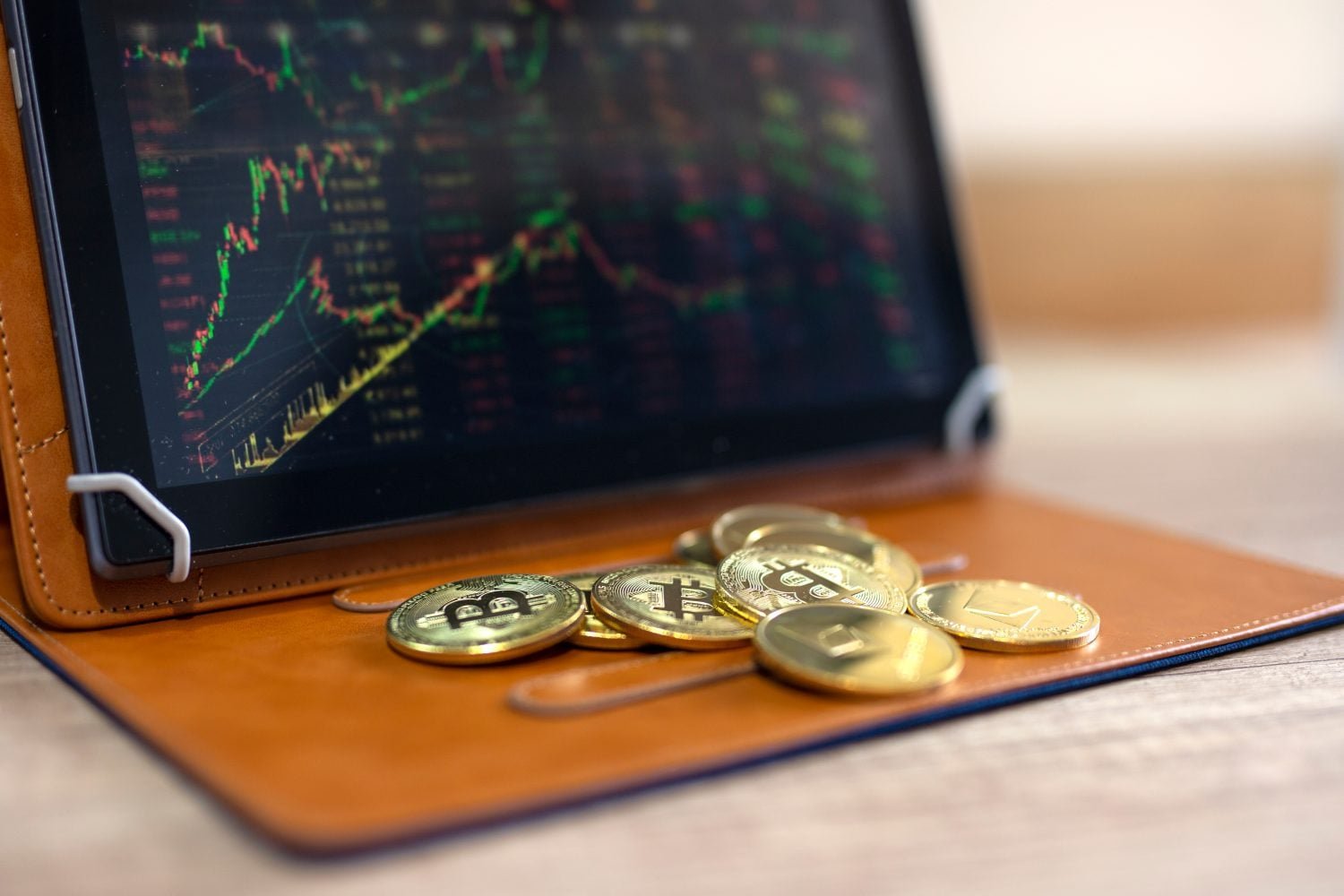 When Will Bitcoin Recover to Its $126,000 All-Time High?