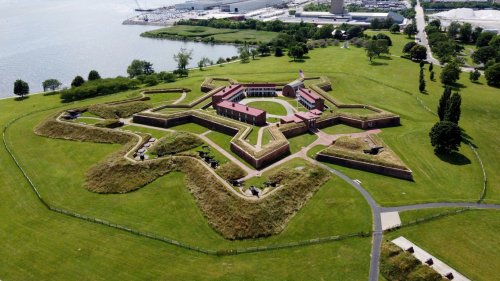 33 Forts That Are as Old as America